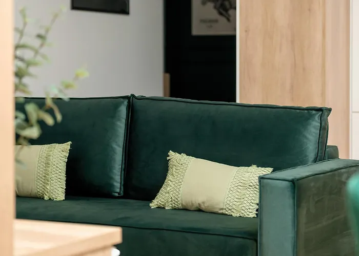 Cozy Studio With Parking In Poznan By Noclegi Renters